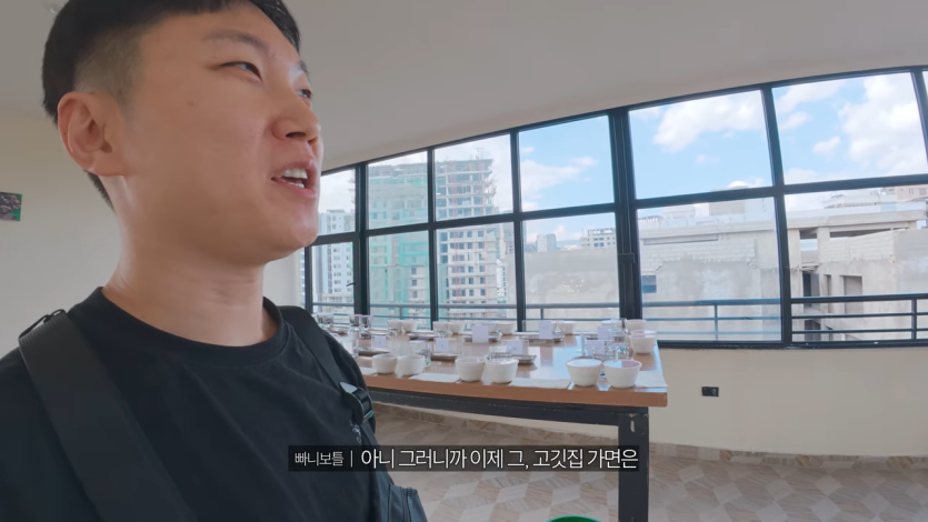 절벽 끝에 만든 세계에서 가장 위험한 교회 가보기【아프리카7】 36-30 screenshot.png