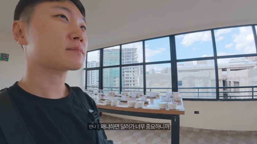 절벽 끝에 만든 세계에서 가장 위험한 교회 가보기【아프리카7】 36-38 screenshot.png