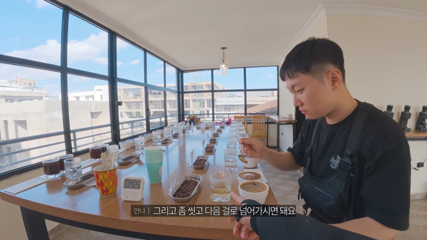 절벽 끝에 만든 세계에서 가장 위험한 교회 가보기【아프리카7】 37-59 screenshot.png