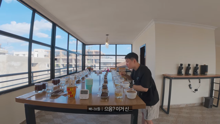 절벽 끝에 만든 세계에서 가장 위험한 교회 가보기【아프리카7】 38-9 screenshot.png