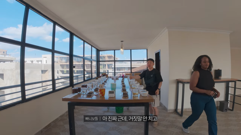 절벽 끝에 만든 세계에서 가장 위험한 교회 가보기【아프리카7】 38-22 screenshot.png