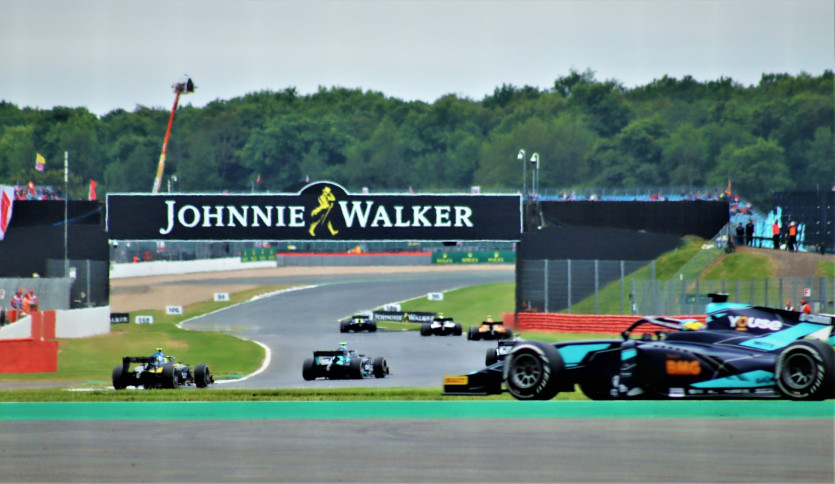 formula-2-racing-at-silverstone.jpg